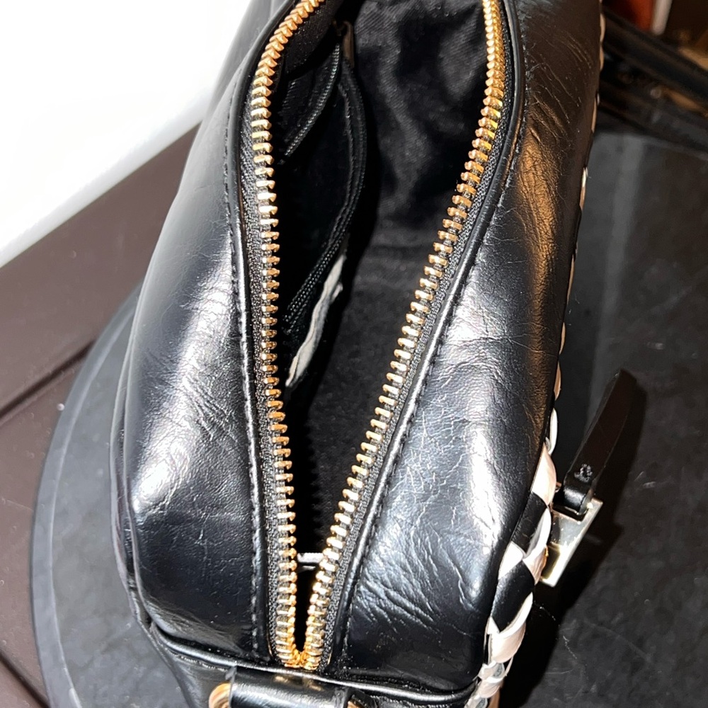 Universal Threads Checkered Crossbody Bag Great C… - image 4